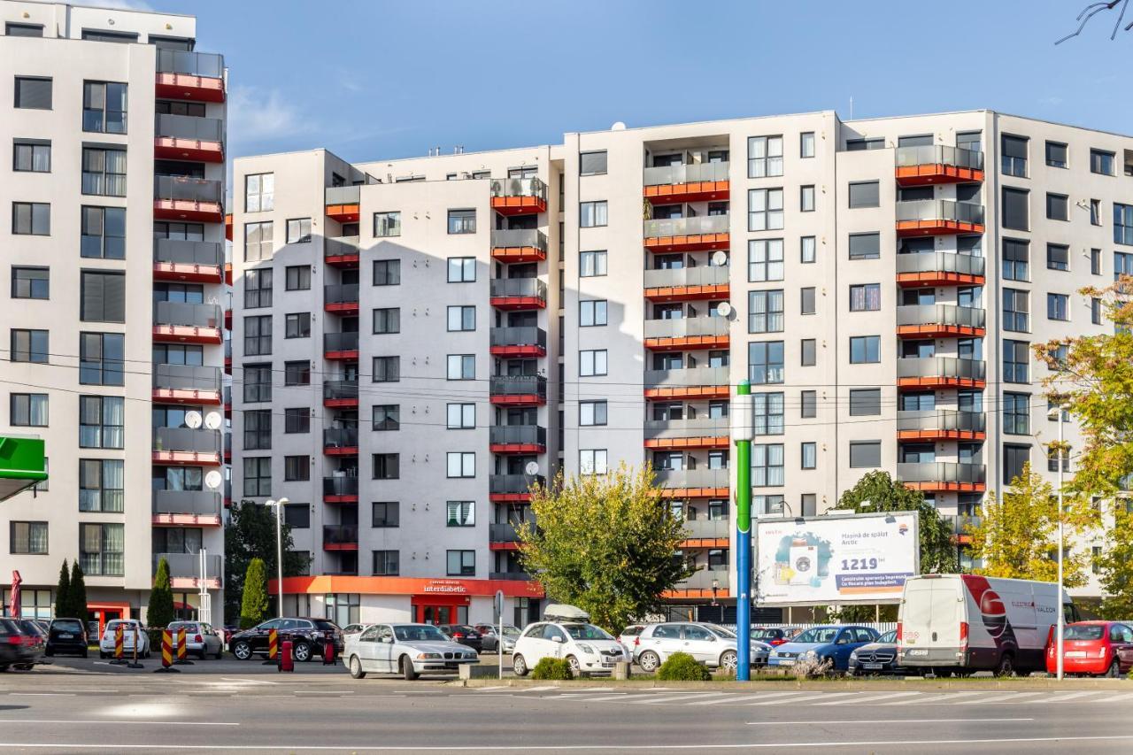 Ari Red Apartment In Complexul Ared Kaufland Arad Buitenkant foto