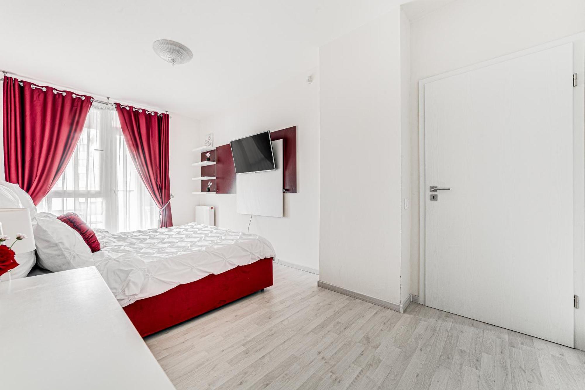 Ari - Ared Luxurious Apartments With Balcony & Free Parking Arad Buitenkant foto