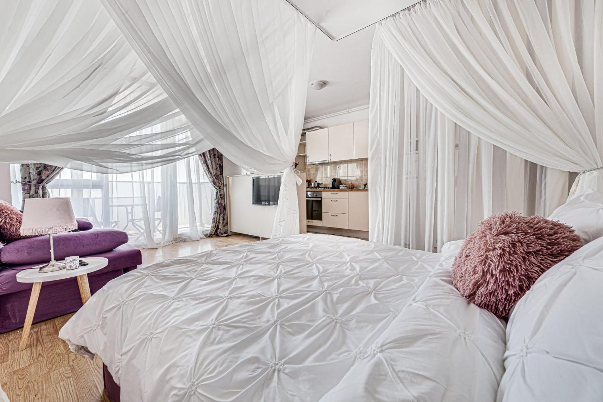 Ari - Ared Luxurious Apartments With Balcony & Free Parking Arad Buitenkant foto